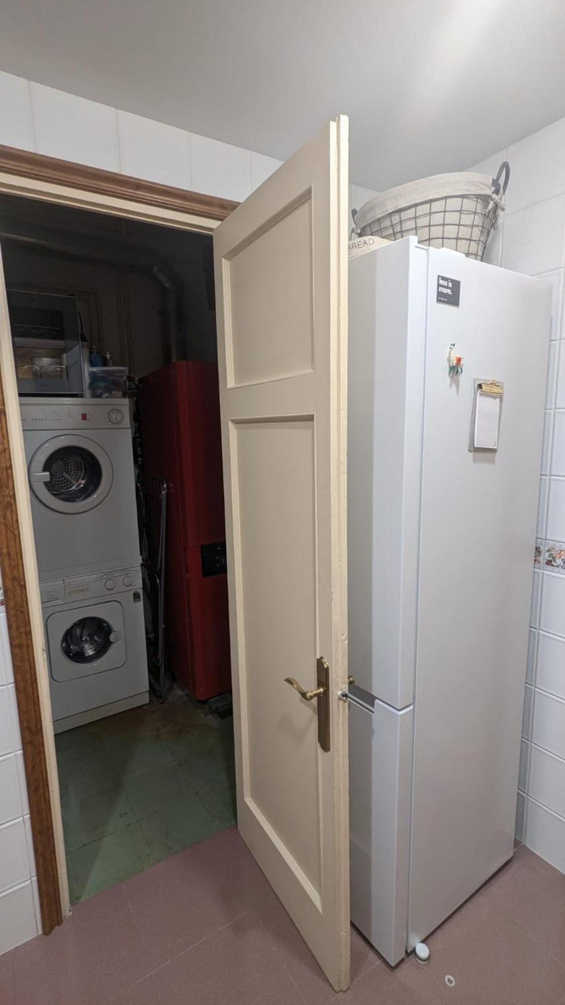 Maison Biscuit. Apartament A La Placa De La Vila カンプロドン エクステリア 写真